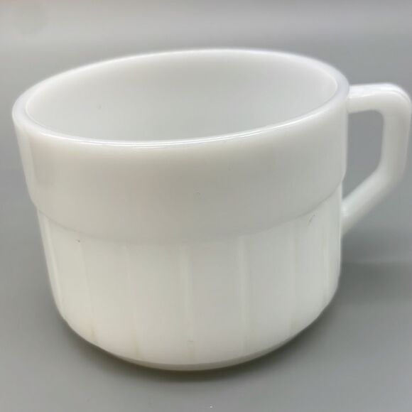 Vintage Stamped Federal Glass Barrel Paneled Mugs One Brown One White - Picture 6 of 8